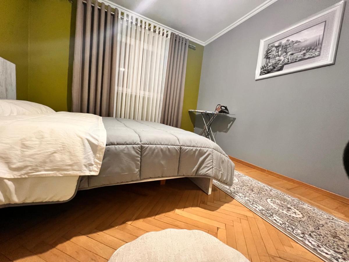 Apartamento Downtown Retreat "Spiranca" Tirana Exterior foto